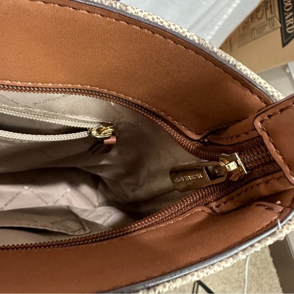 MICHAEL KORS CENTER STRIPE MORGAN MD TOTE BAG - Picture 4 of 10